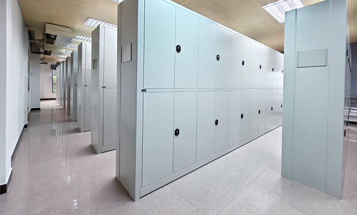 <i>P(gun)ИI(y)νoܼܡ䓹ɫ</i>