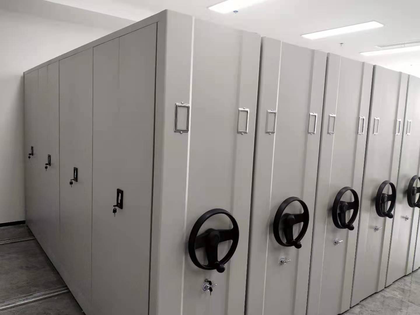 手搖密集架圖 手搖密集架圖